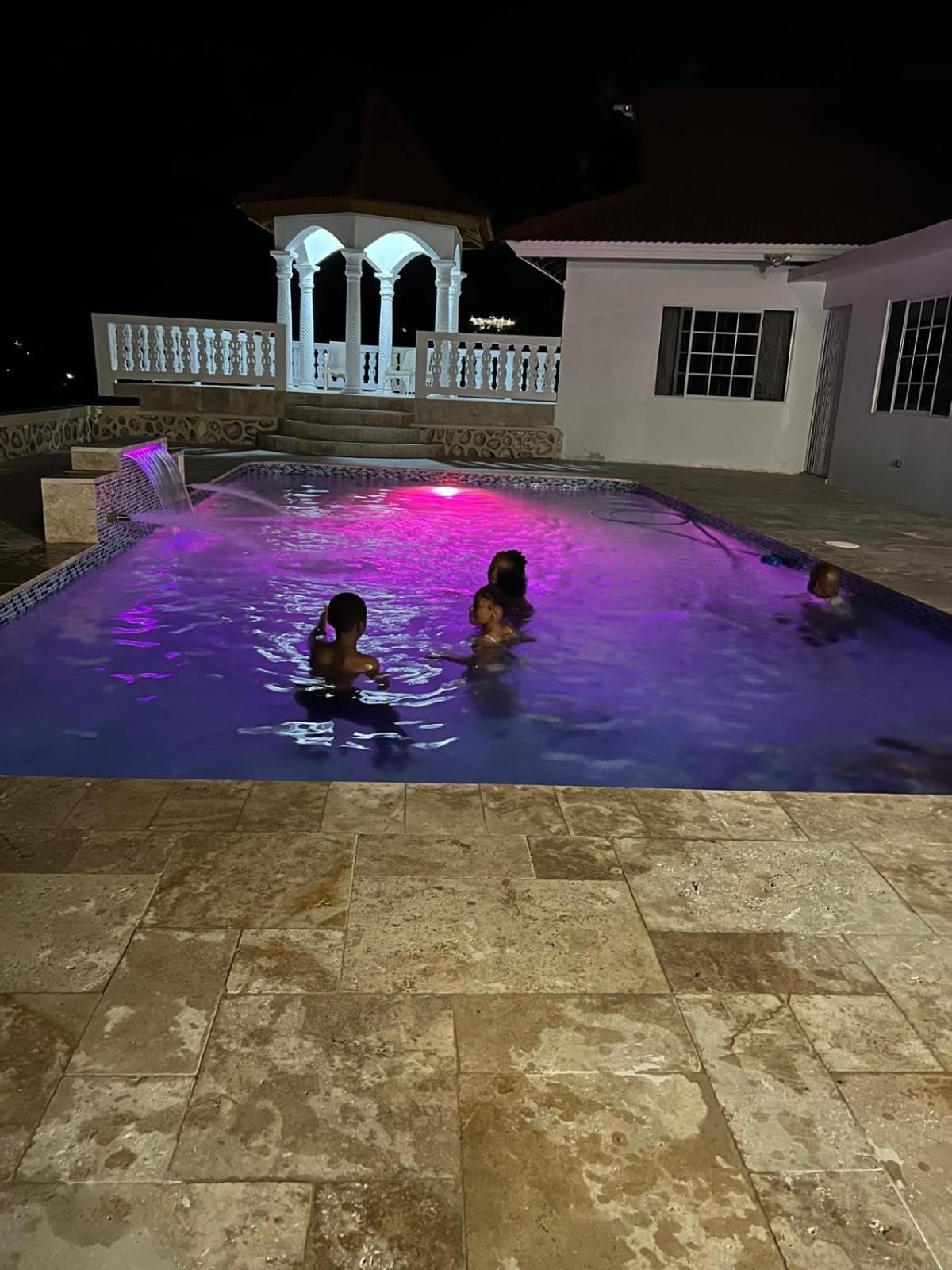 Apartament Ironshore Seaview Montego Bay Zewnętrze zdjęcie